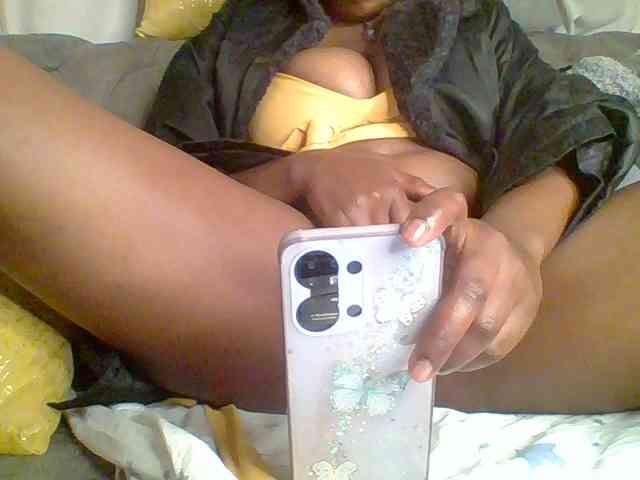 QueenVy webcam