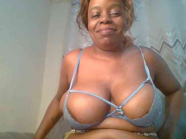QueenVy webcam