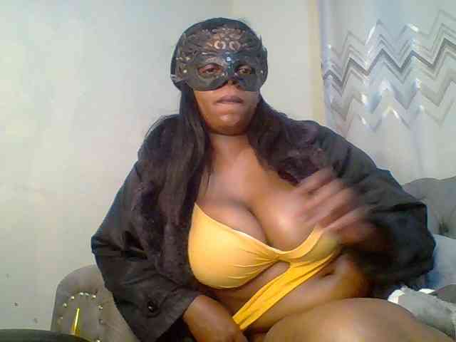 QueenVy webcam