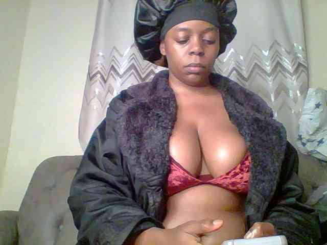 QueenVy webcam
