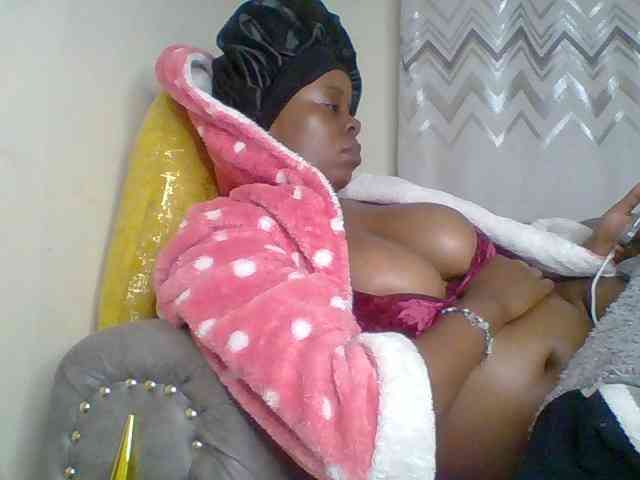 QueenVy webcam