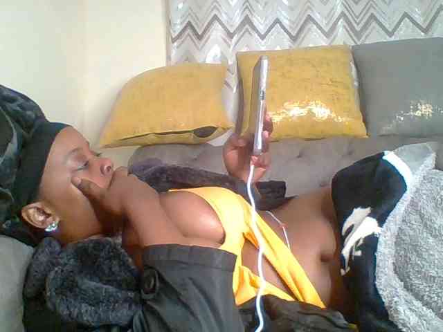 QueenVy webcam