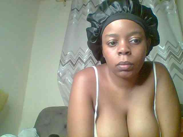 QueenVy webcam