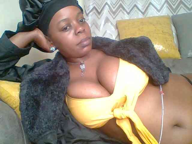 QueenVy webcam
