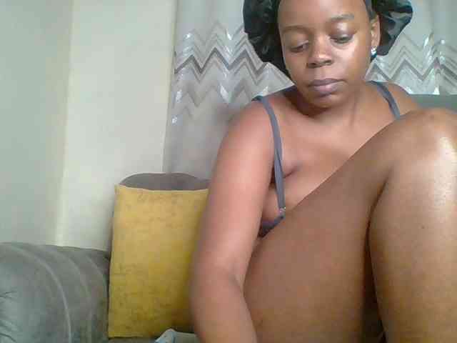 QueenVy webcam