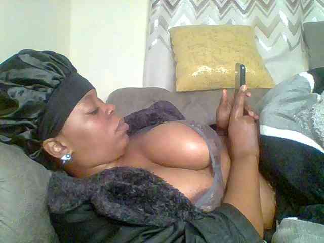 QueenVy webcam