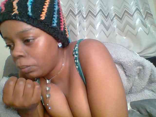 QueenVy webcam