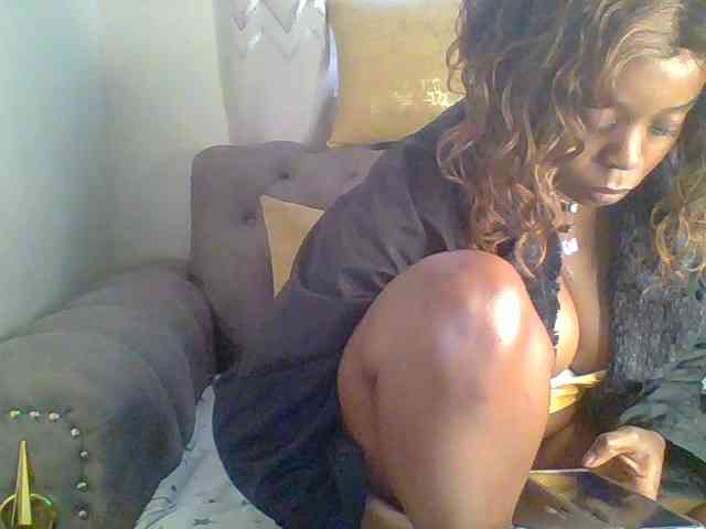 QueenVy webcam