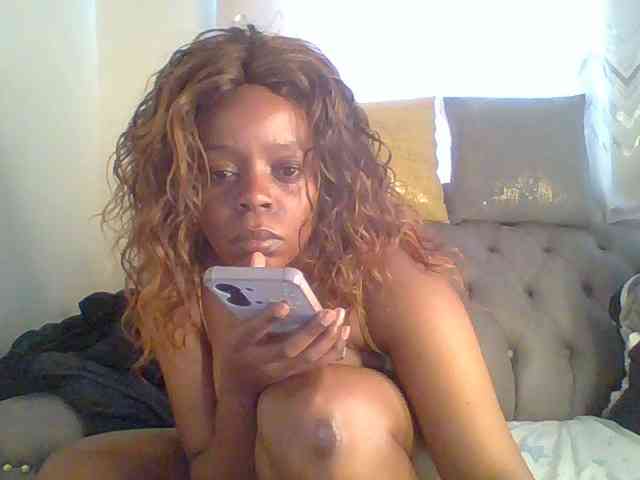QueenVy webcam