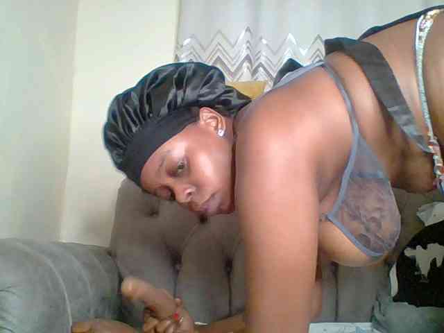 QueenVy webcam