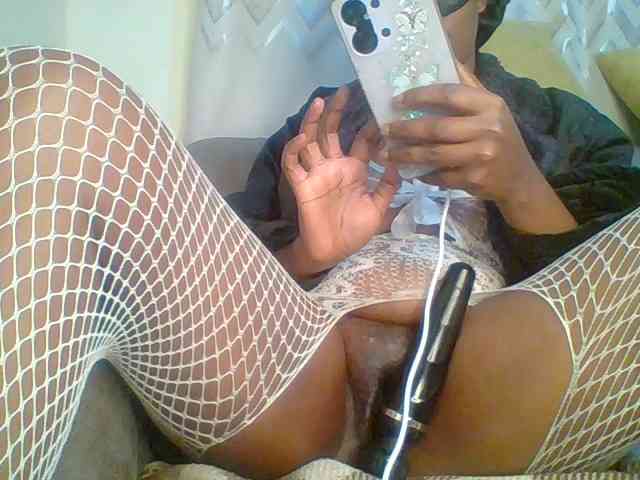 QueenVy webcam