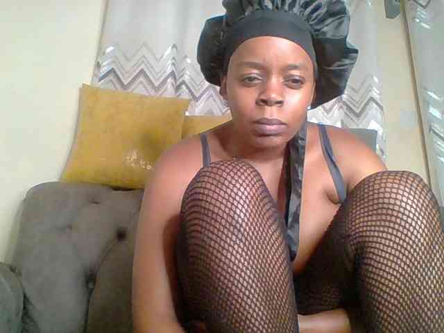 QueenVy webcam
