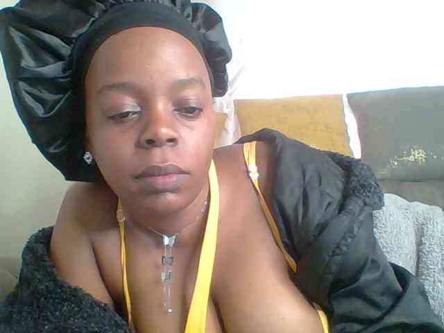 QueenVy webcam