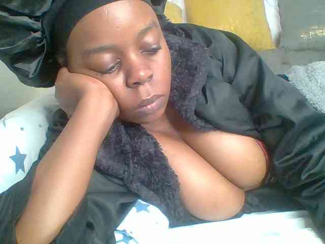 QueenVy webcam