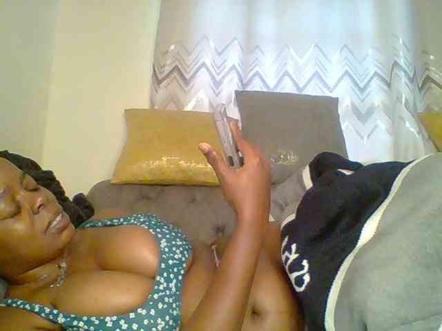 QueenVy webcam