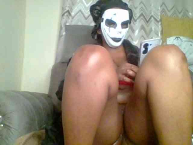 QueenVy webcam