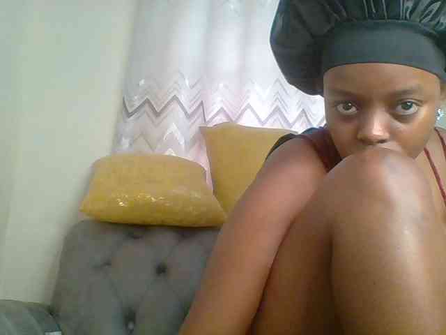QueenVy webcam