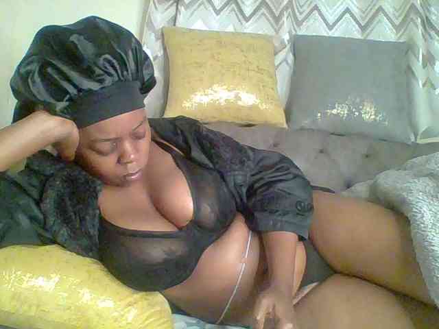 QueenVy webcam