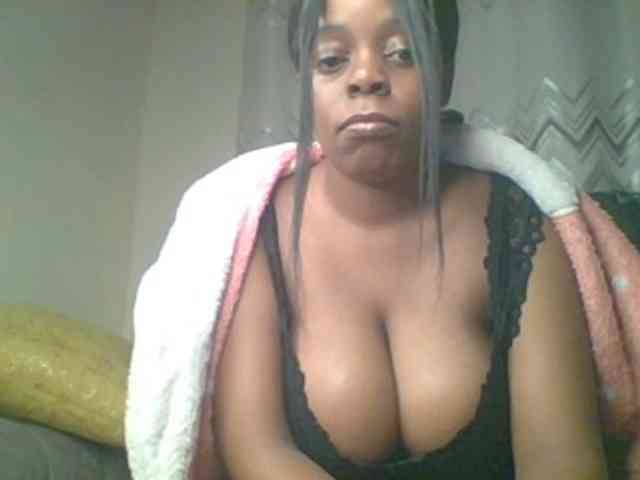 QueenVy webcam