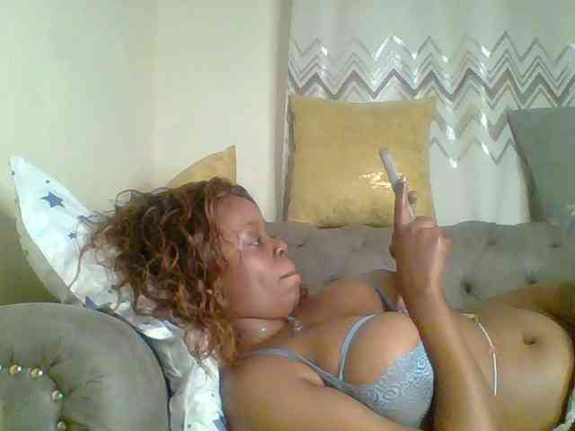 QueenVy webcam