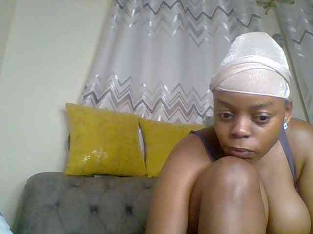 QueenVy webcam
