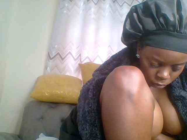 QueenVy webcam