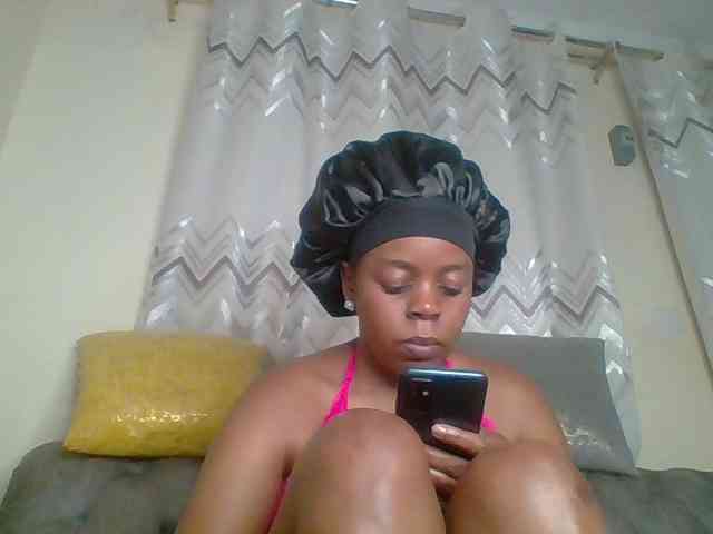 QueenVy webcam