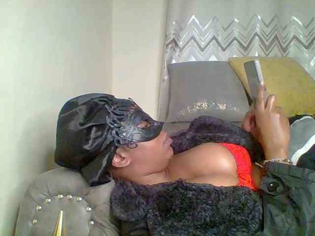 QueenVy webcam