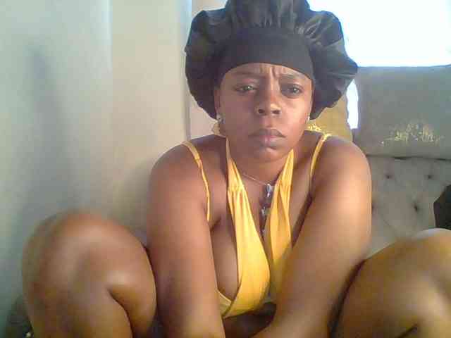 QueenVy webcam