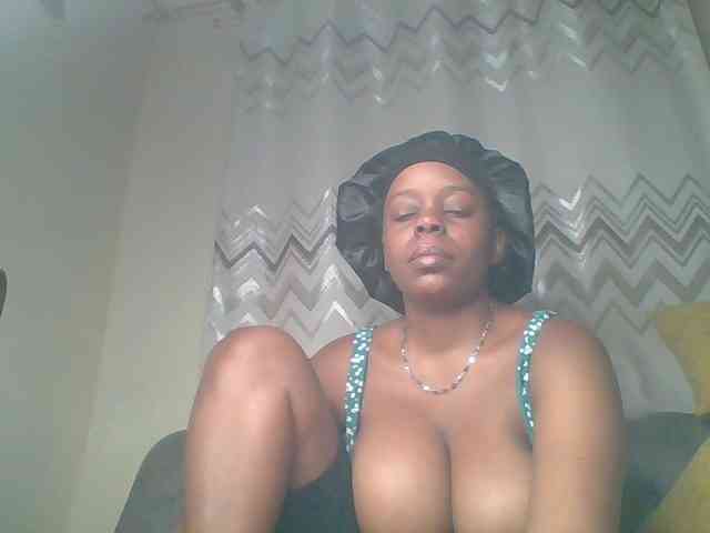 QueenVy webcam