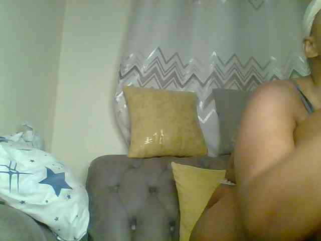 QueenVy webcam