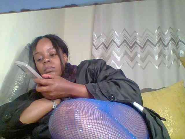 QueenVy webcam