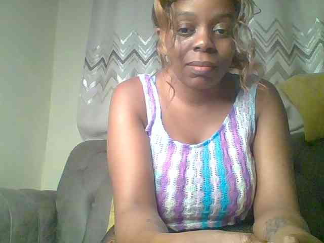 QueenVy webcam