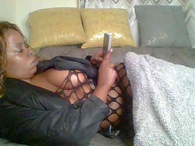 QueenVy webcam