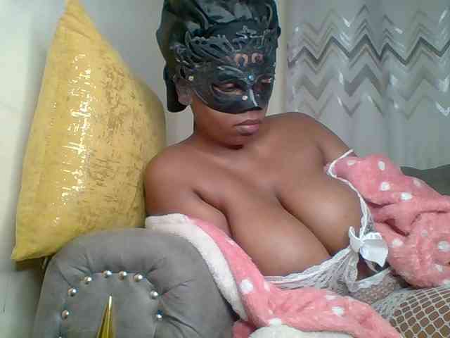 QueenVy webcam