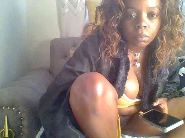 QueenVy webcam