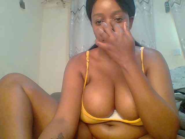 QueenVy webcam