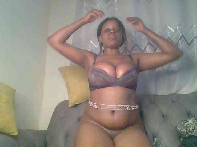 QueenVy webcam