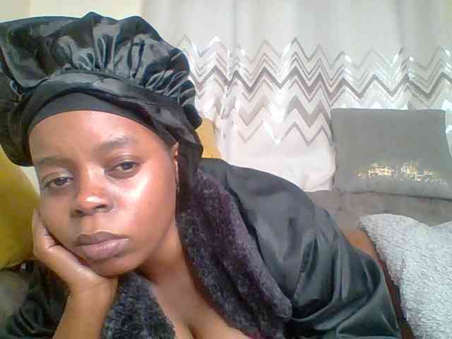 QueenVy webcam