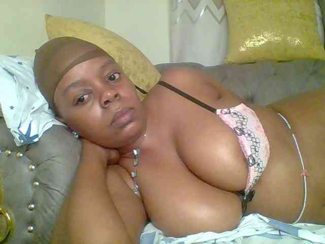 QueenVy webcam