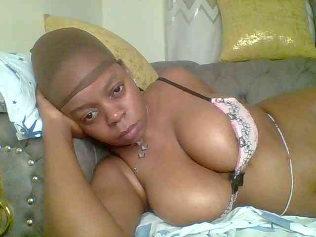 QueenVy webcam