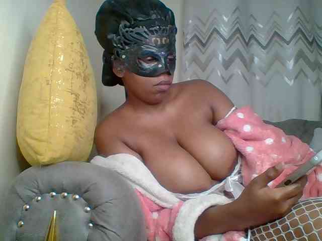 Modelo: QueenVy