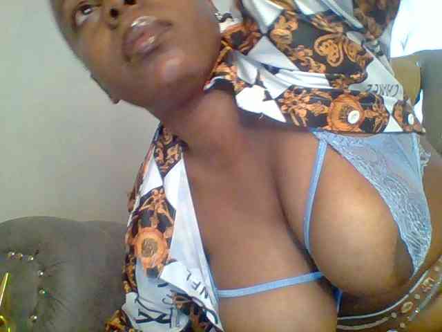 QueenVy webcam