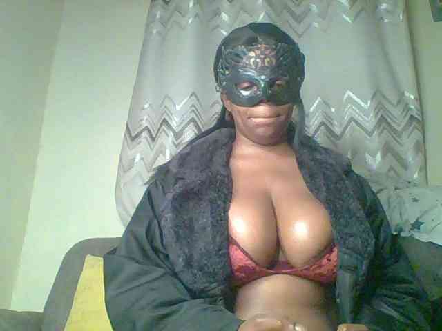 QueenVy webcam