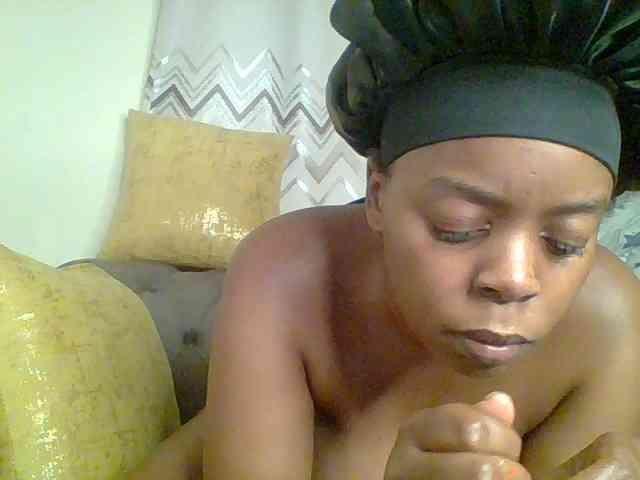 QueenVy webcam