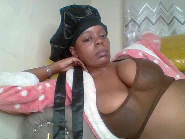 QueenVy webcam