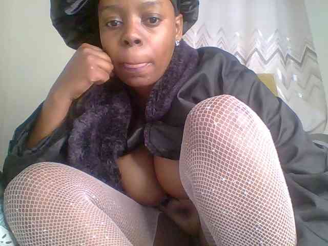 QueenVy webcam