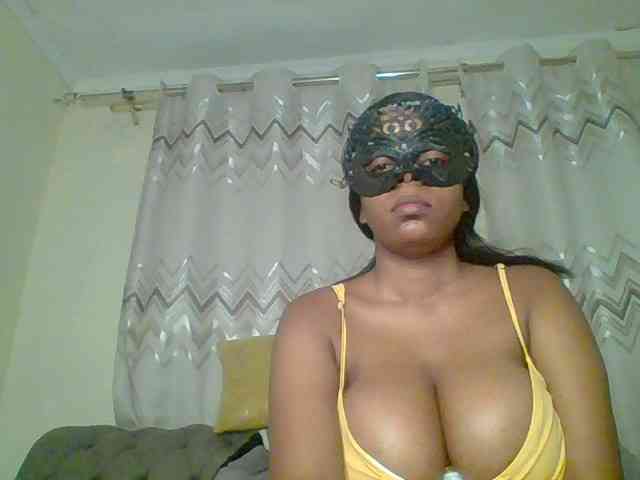 QueenVy webcam