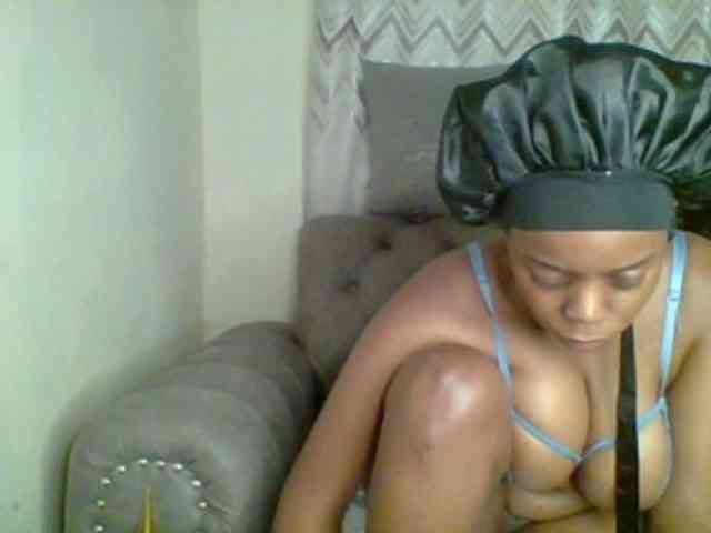 QueenVy webcam