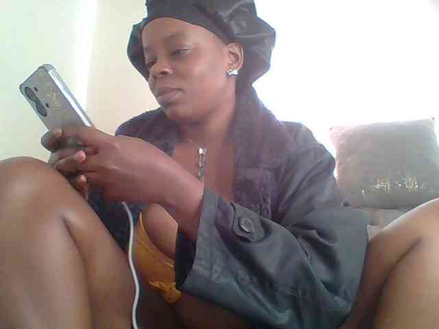 QueenVy webcam